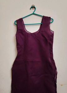Elegant Embroidered chickenkari Kurta with lining