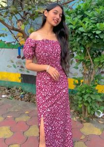 Chic Floral Off-Shoulder Maxi Dress