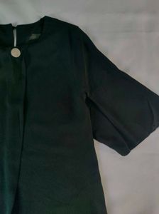 Chic Black Kimono Sleeve Top