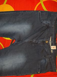 Low waist jeans