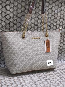 Michael Kors Tote Bag - Classic Signature Print