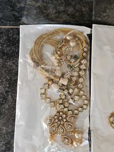 jewellery set