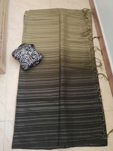 Elegant Striped Saree With Sequin Blouse Piece