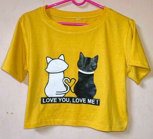 Cute cropped Graphic Tees (Set of 2)
