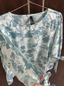 Light Blue Floral Print Tie-Sleeve Top