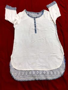 Elegant White &amp; Blue Kurta Top