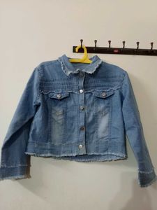 💙 Light Blue Denim Jacket