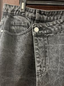 A symmetrical Denim Skirt