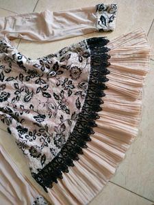 Elegant Lace Trim Tunic Top🧁🪞📜💌