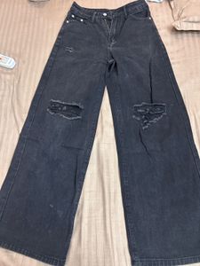 Distressed Wide Leg Jeans
