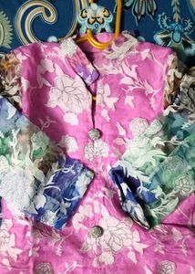 FRONT SLIT CUT KURTA (Floral Pattern) 🩷