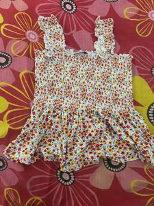 half rate todaySmocked Floral Crop Top