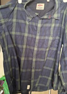 Men's Plaid Button-Up Shirt