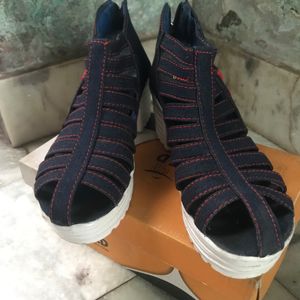 Heel Sandle