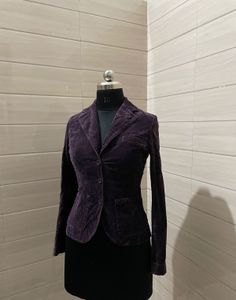 H&amp;M fitted y2k Velvet Blazer - Stylish &amp; Chic