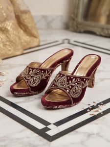 Embellished Velvet Wedge Heels 👠