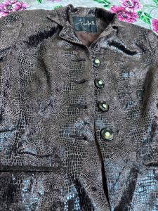 vintage aesthetic animal print brown blazer