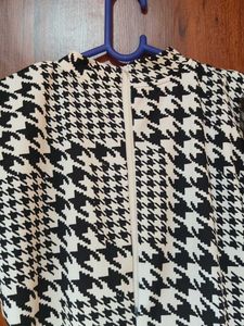 black and white pattern bodycon dress