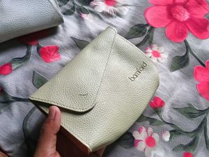 Bamford pouch