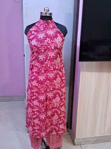 Halter neck Stylish Pink Floral Kurta plazo