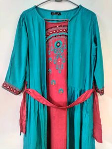 Beautiful Teal dress with Pink Inner
