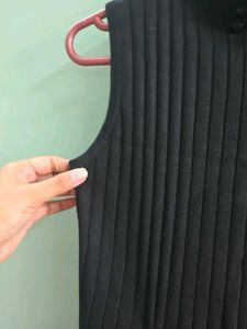 Chic Ruched Black Midi Dress