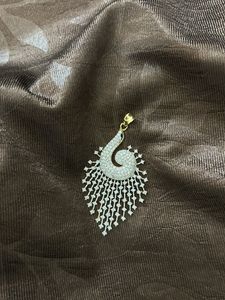 Exquisite Diamond Pendant Necklace