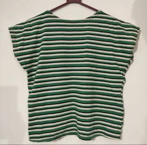 T - shirt