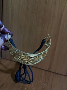 Exquisite Gold Tone Choker Necklace