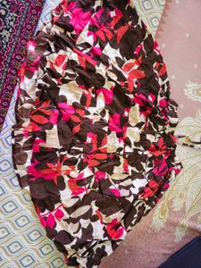 Vibrant Floral Print skirt