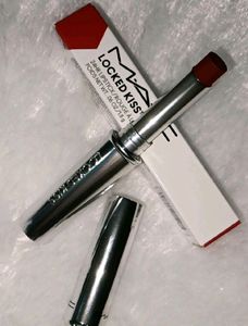 Mac Locked Kiss Lipstick ♥️💘