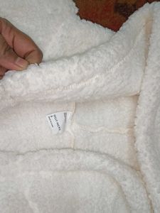 Cozy White Hoodie with Bear Ears