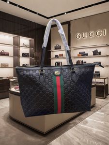 Gucci Tote Bag - Classic Design