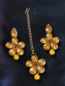 MAANG TIKKA N EARRINGS COMBO