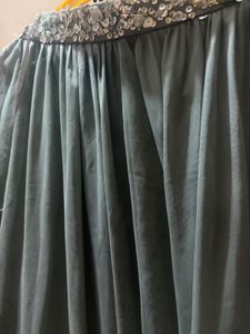 Elegant Sequined Waist Skirt