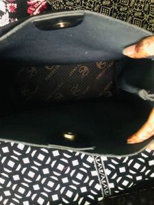 Chic Black &amp; Brown Crossbody Bag