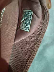 Skechers Air-Cooled Arch Fit Bellies