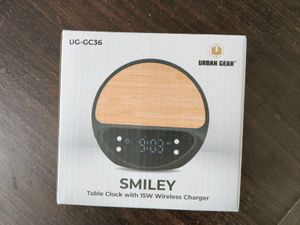 Table Clock - 15W Wireless Charger