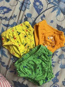 Boys Green Printed Underwear