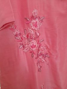 Elegant Pink Embroidered Kurta