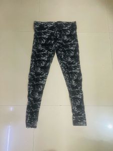Mark &amp; spencer Black &amp; White Patterned Leggings