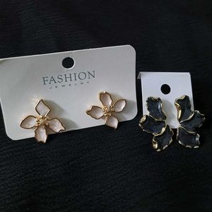 Pair of 2 Earrings 🖤🤍