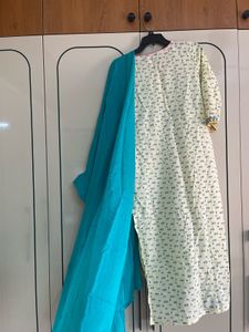 Women's Ethnic Kurta Set