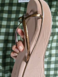 SALE❗block szn Stylish Rose Gold Thong Sandals
