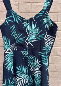 Flowy chic dress