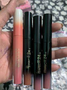 Perfect Long-Lasting Lip Gloss Set