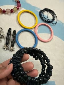 Assorted Hair Clips &amp; Bracelet Set