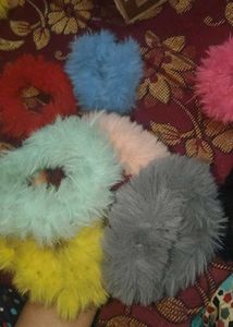 Fluffy Scrunchie Set