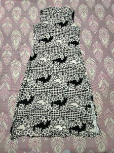Chic Black &amp; White Ethnic Kurta Set