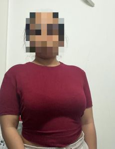 H&amp;M Maroon Short Sleeve Knit Top